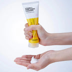 MEDIHEAL Vitamin C Pore Toning Cleanser 120ml Application