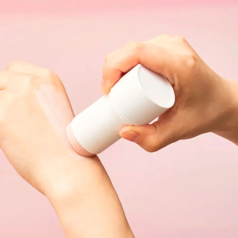 SKIN1004 Poremizing Quick Clay Stick Mask (27g) Secondary image